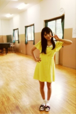 Back where it all started: Sayu visiting the place -sensei gave her vocal lessons